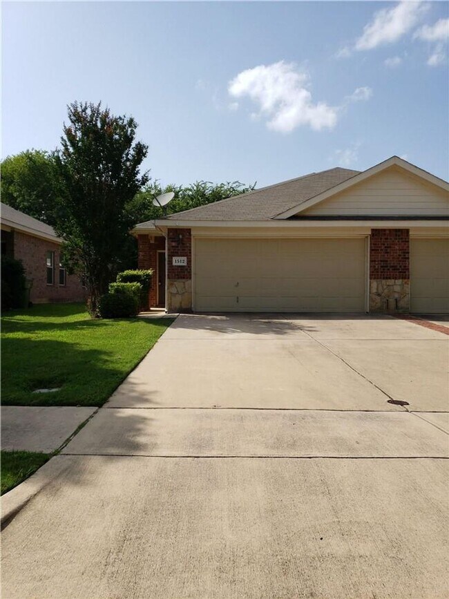 Building Photo - 1510-1512 Piedmont Drive