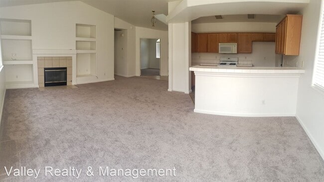 Building Photo - 3 br, 2 bath House - 863 Valley Vista Dr.