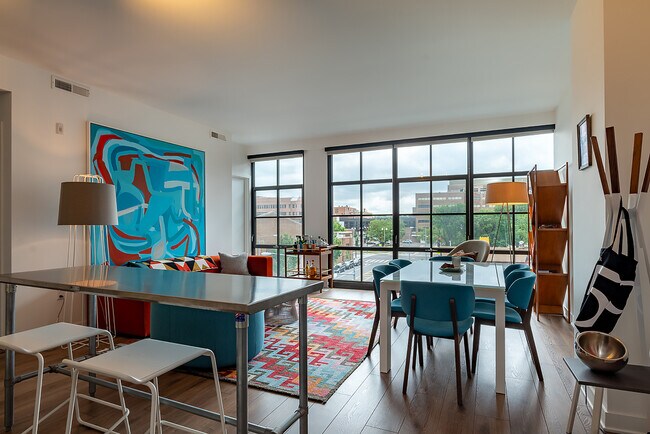 Foto del edificio - 2030 8th St NW