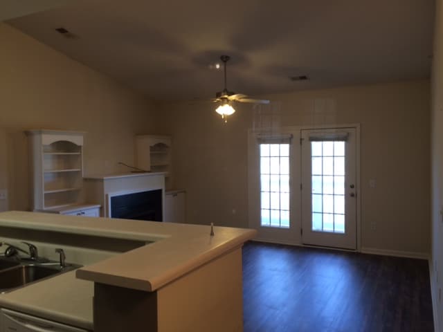Open concept vaulted ceilings, new floors - 633 McKenna Cir Apartment