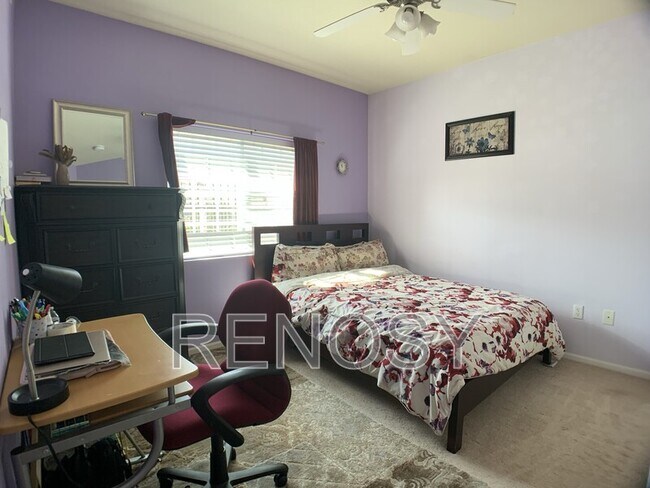 Foto del edificio - 6255 Beechtree Dr