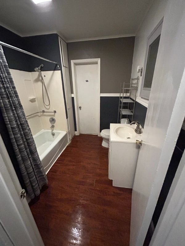 Building Photo - 1615 Iowa Ave