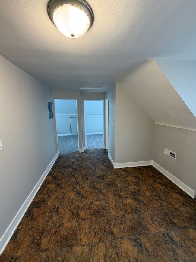 Photo - 1913 Stirling Ave Apartment