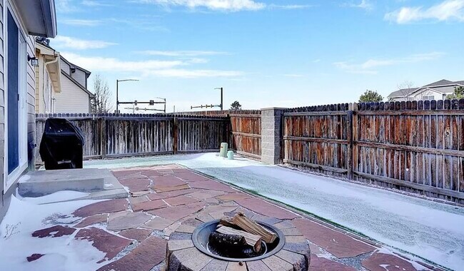 Building Photo - 11840 Bremen Pt