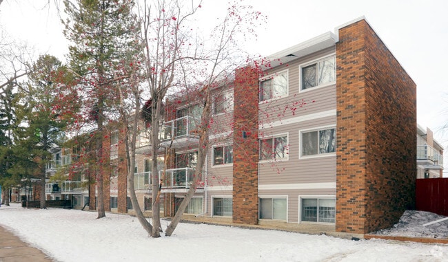 12/2018 - McCam 3 Apartments