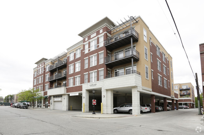 Building Photo - Madison Street Commons