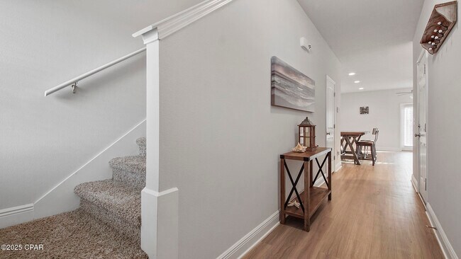 Foto del edificio - 7672 Shadow Lake Dr