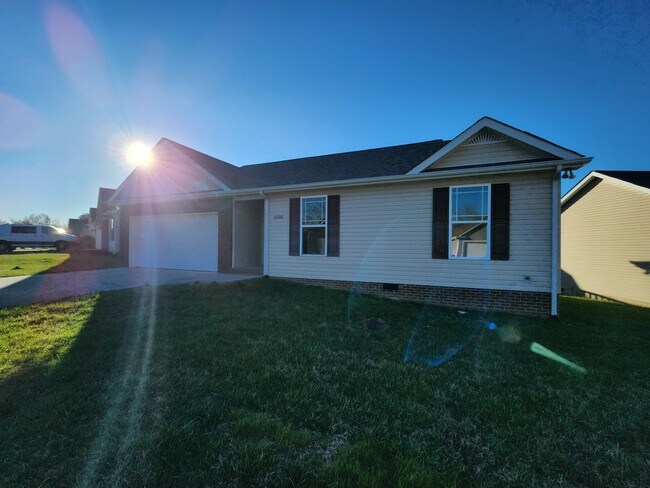 Building Photo - 1606 Bobby Nichols Dr