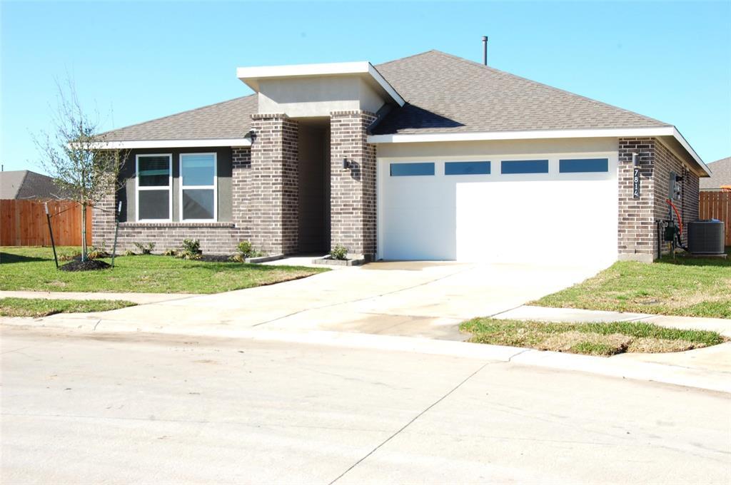 7814 Caspian Rnch Dr, Arcola, TX 77583 House for Rent in Arcola, TX