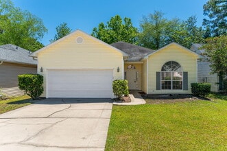 Building Photo - 1697 Glenwood Ct