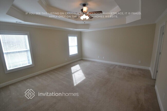 Building Photo - 463 Strawberry Walk