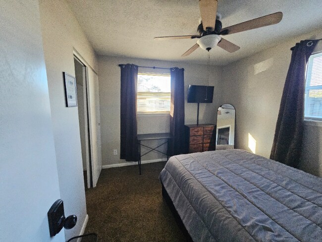 Foto del edificio - 7567 Wendell Dr