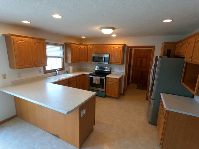 Foto del edificio - 3125 Old Jamestown Rd