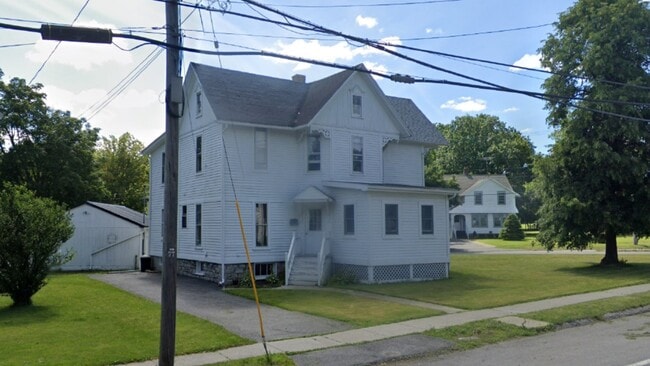 Building Photo - 79 Clay St