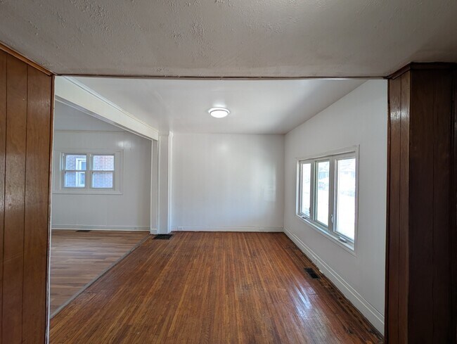 Foto del edificio - 40 Kerns Ave