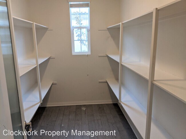 Foto del edificio - 3 br, 2.5 bath House - 5983 Ginger Dr