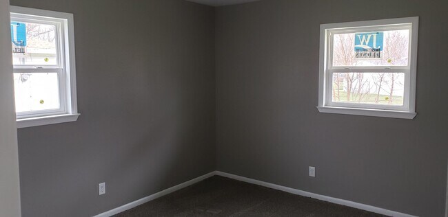 Foto del edificio - 5807 Arrowhead Blvd