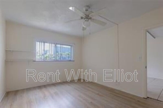 Foto del edificio - 1001 SE 16th St