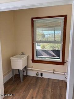 Building Photo - 1143 Frankstown Rd