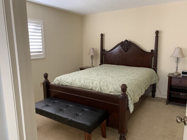 bed 2 - 3504 Beneva Rd