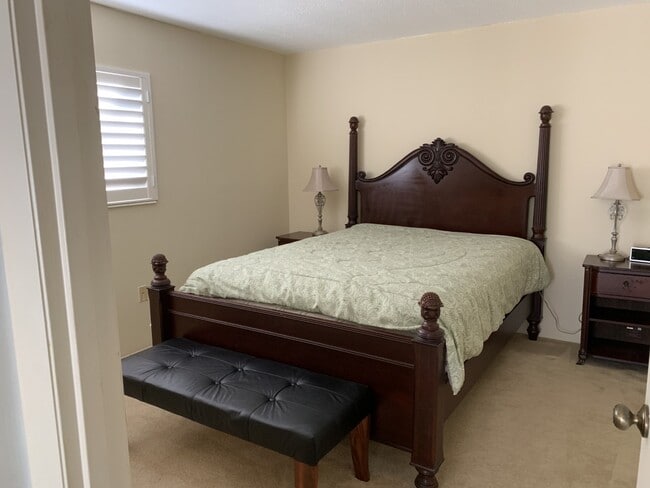bed 2 - 3504 Beneva Rd