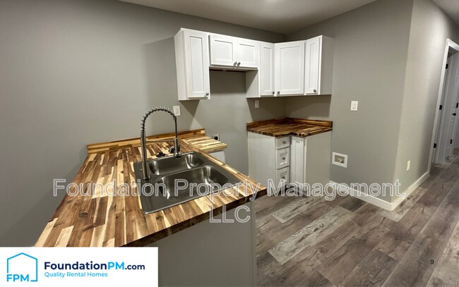 Foto del edificio - 1380 Eloise Rd