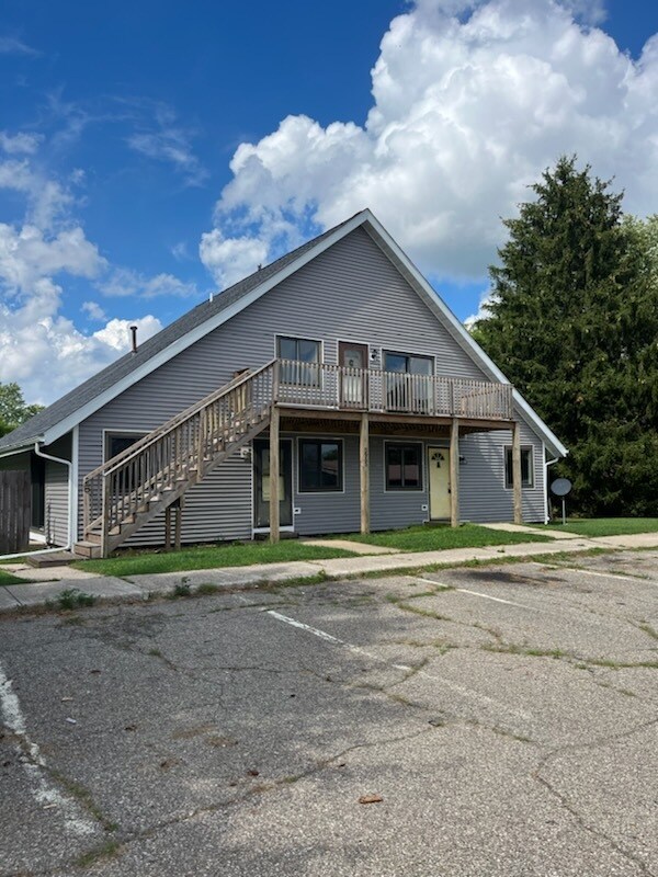 Building Photo - 5955 Briarcliff Ln
