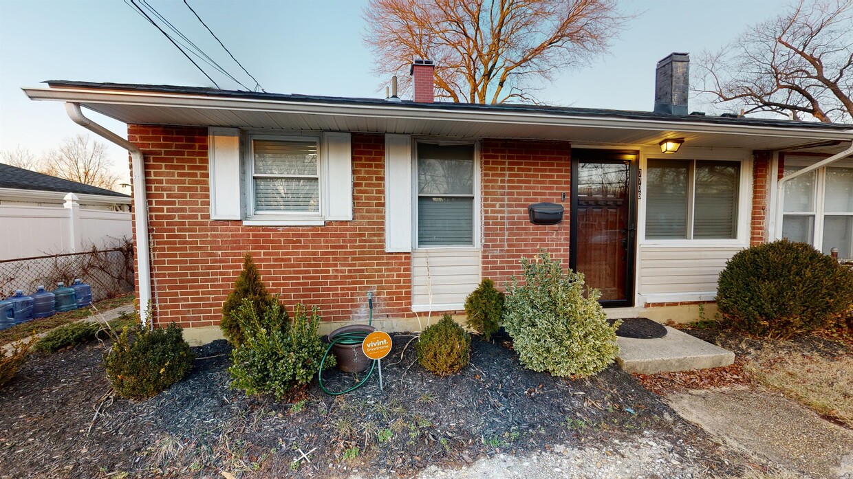 Primary Photo - 7706 Bender Rd