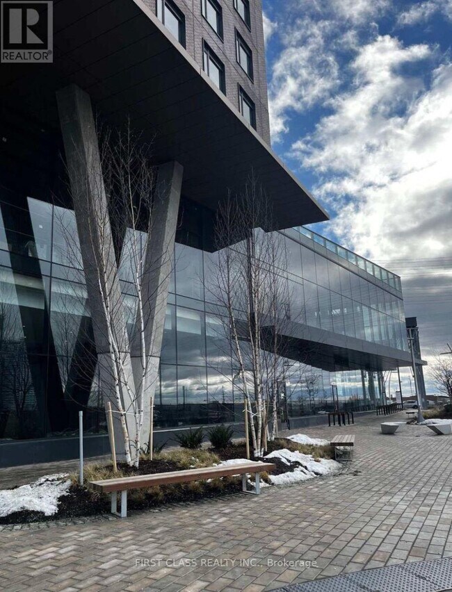 Photo du bâtiment - 2920 Hwy 7