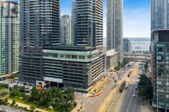 Building Photo - 3 Concord Cityplace Wy