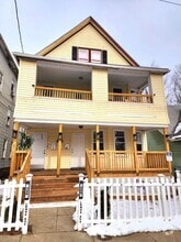 Building Photo - 324 Lenox Ave