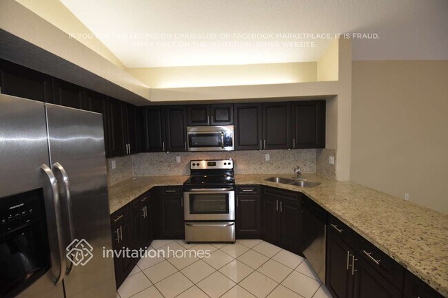 Foto del edificio - 9161 NW 148th Terrace