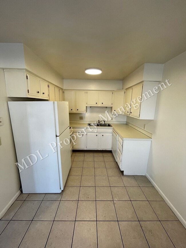 Building Photo - 2207 Weiss St