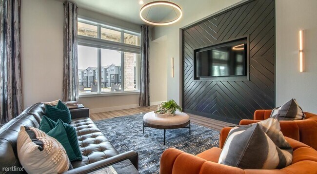 Foto del edificio - 2 br, 2 bath Condo - 1350 N Blue Mound RD ...
