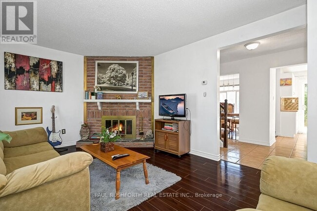 Building Photo - 767 Vinette Crescent