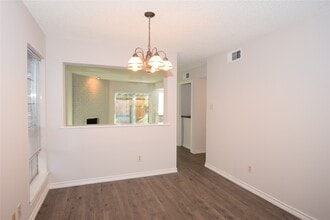 Building Photo - 14239 Misty Meadow Ln