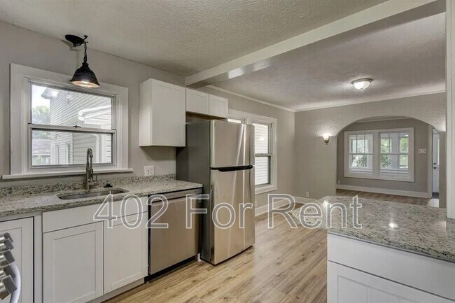 Foto del edificio - 2338 N 69th St