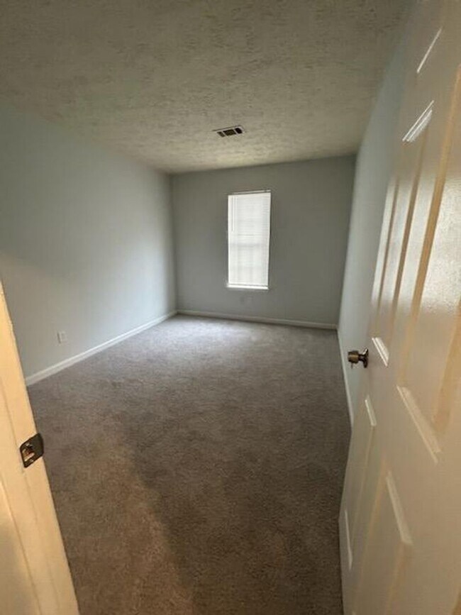 Foto del edificio - 3478 Kingswood Trail