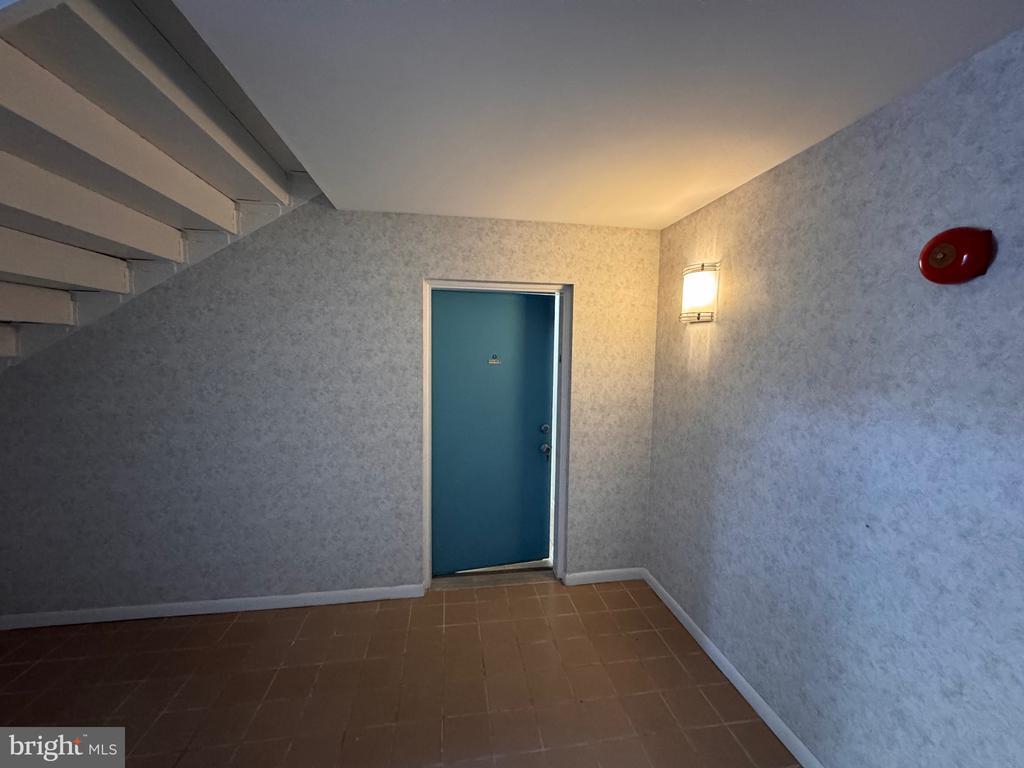 Foto principal - 8001 Greenspring Way