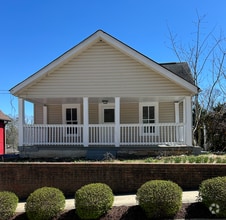 Building Photo - 876 Central Ave