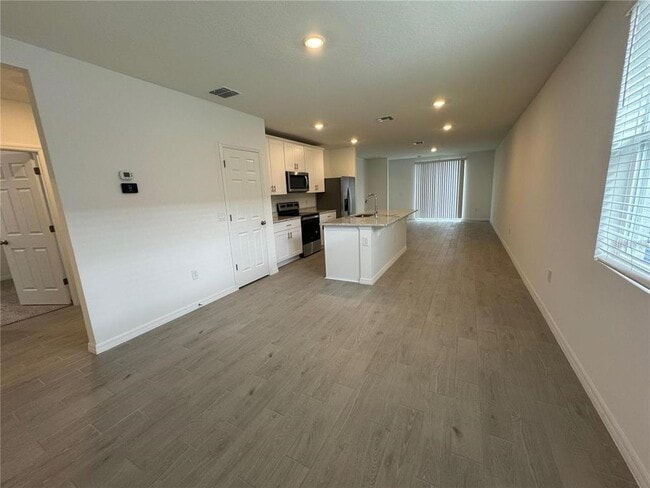Building Photo - 4423 Rapallo Ave