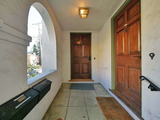 Photo - 1718 Le Roy Ave Townhome