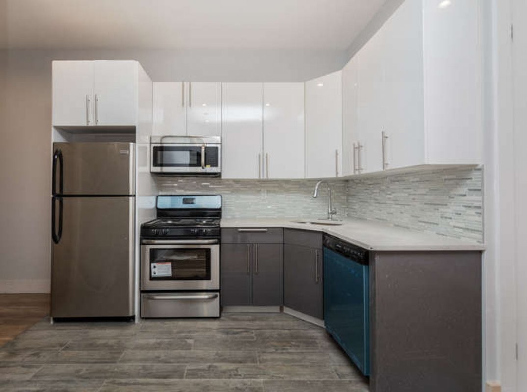 Foto principal - 344 East 148th Street