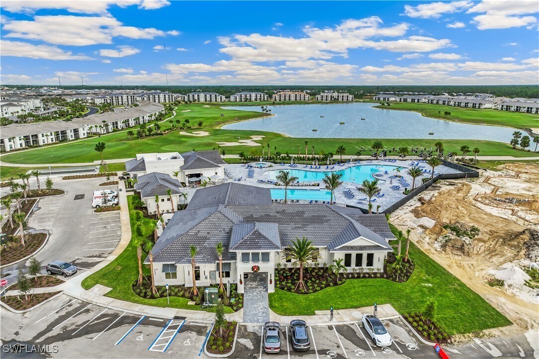 Foto del edificio - 43010 Greenway Blvd