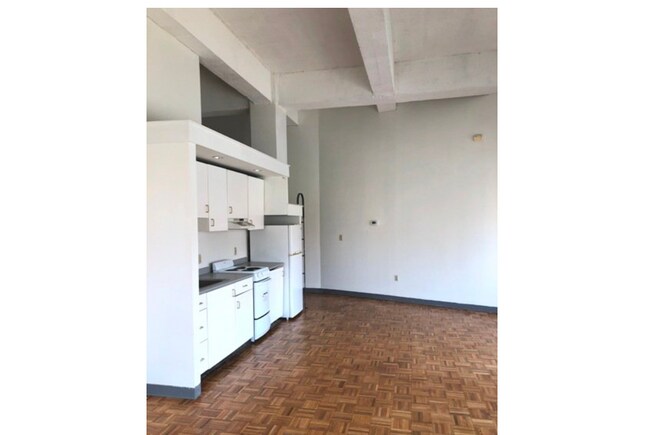 Foto del edificio - 63 Breck Ave