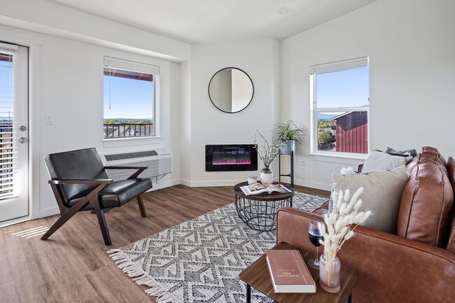 Building Photo - Spring Into Savings: $500 Rent Credit & $5...