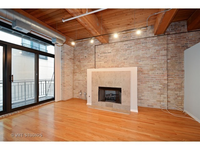 Foto del edificio - 375 W Erie St