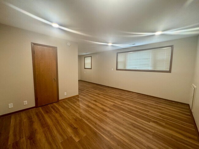 Foto del edificio - 4125 L St