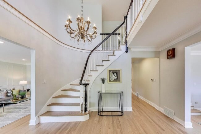 Foto del edificio - 2408 Cumberland Cir