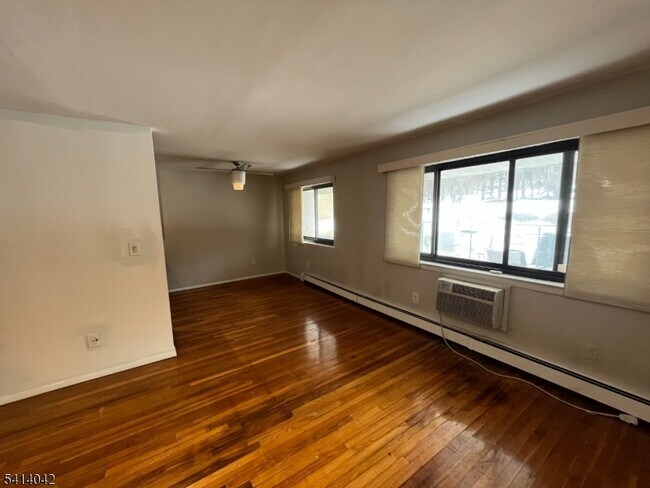 Foto del edificio - 401 Highway22B40U6